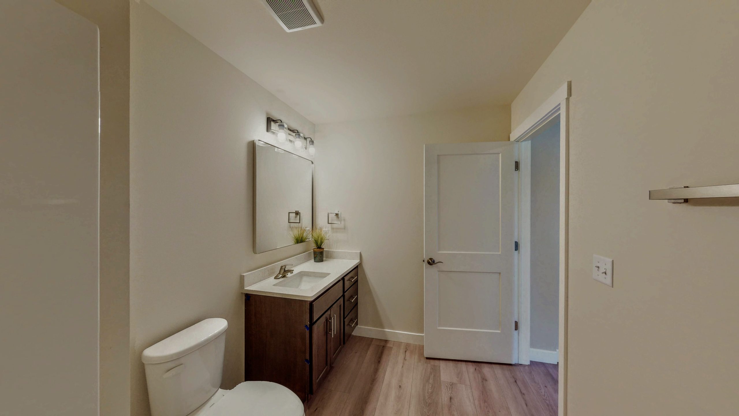 2nd floor bathroom