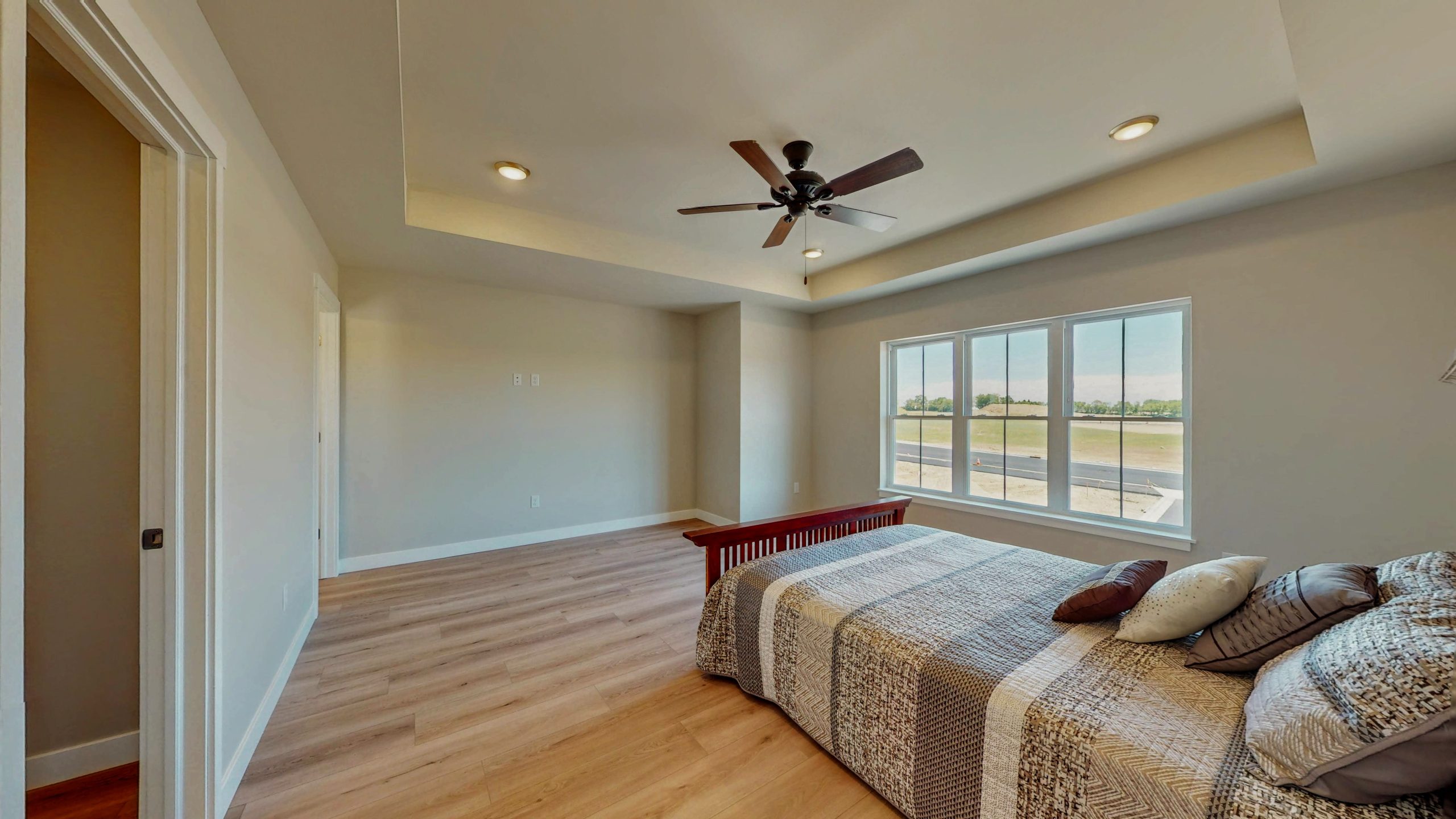 Primary suite